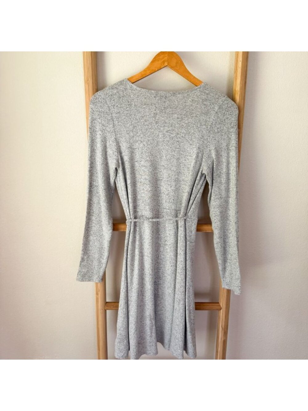 NWT American Eagle Gray Heather Sweater Wrap Tie Mini Dress Size Medium - Picture 5 of 6